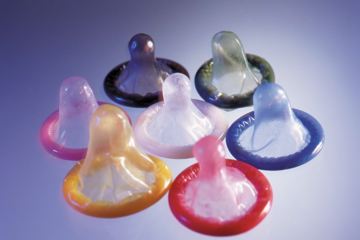 Ali ‘ledeni kondomi’ pomagajo pri poporodnih bolečinah?