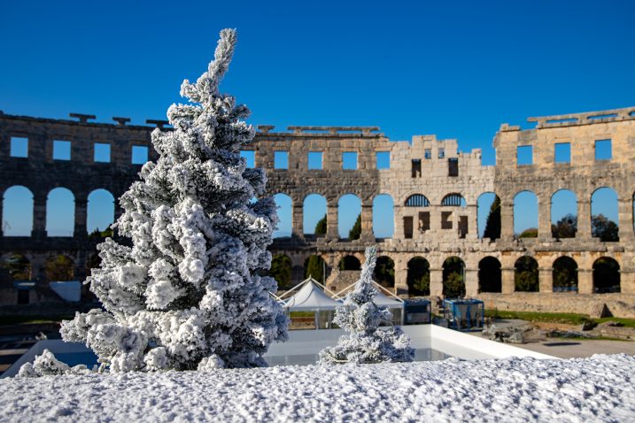 praznična Arena Pula