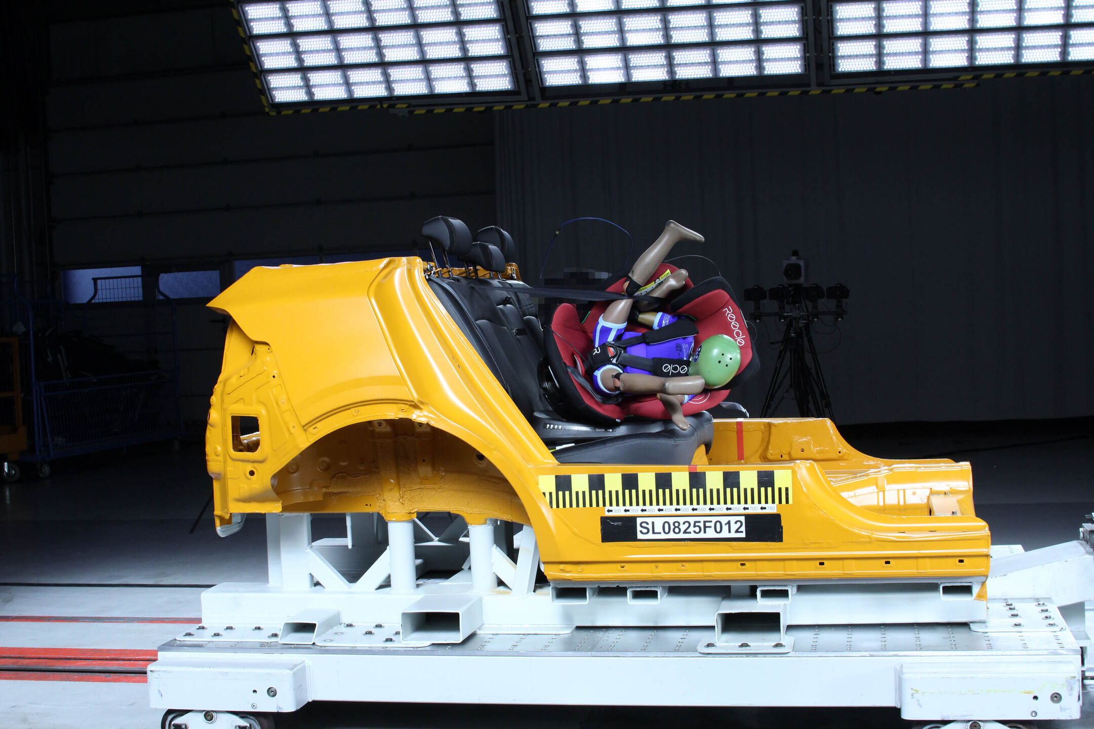 test otroškega varnostnega sedeža