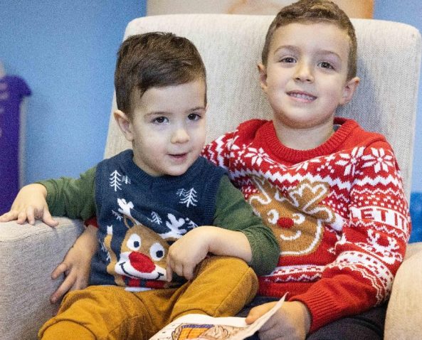 Aleks z bratom Maksimom