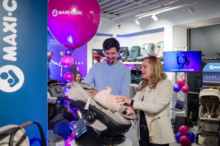 Andreja Semolič Maxi-Cosi Coral Slide Pro