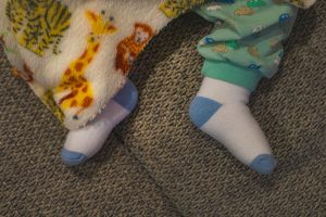 Bi znali pomagati otroku ob zadušitvi? Foto: Profimedia