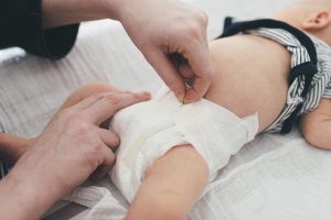 previjanje dojenčka