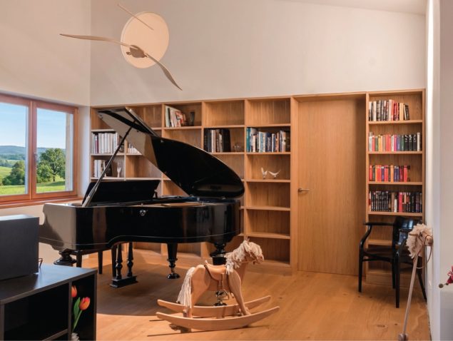 Dober dizajn ne ustvarja le trendovskih prostorov, temveč dom po meri vašega načina življenja. Vir: vidmarboehm.com