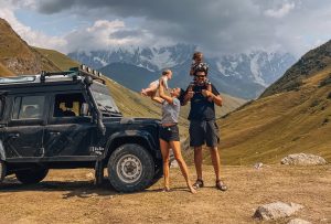 Slikica družine v Gruziji