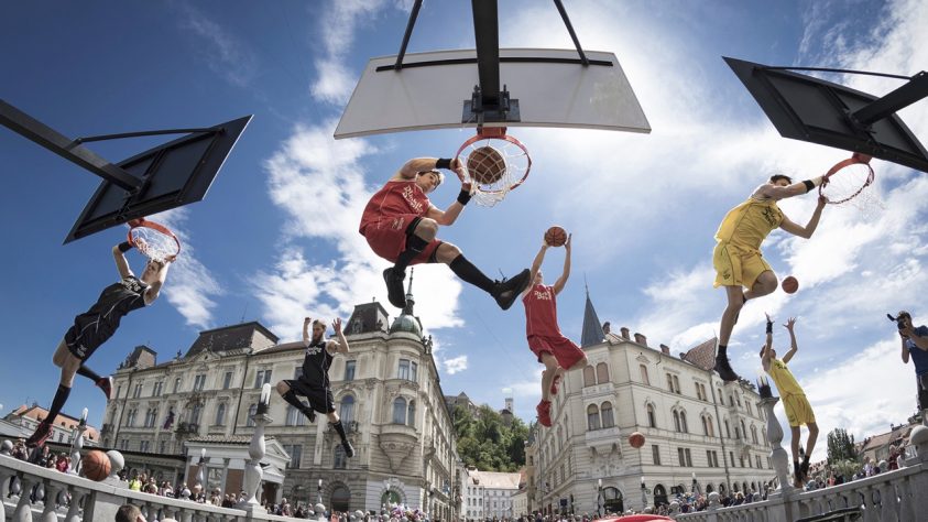 Dunking devils
