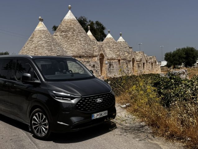 ford tourneo